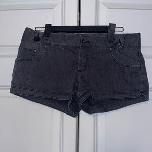 Off the Wall shorts 